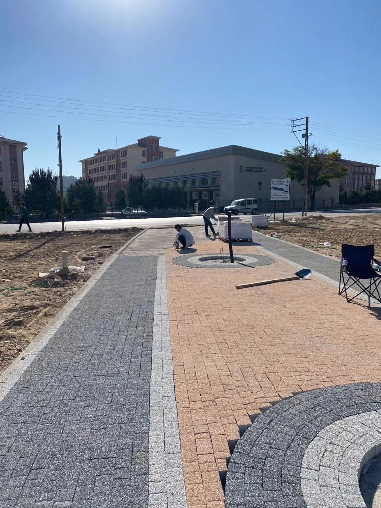 Parke Taşı Yol ve Kaldırım Uygulamaları